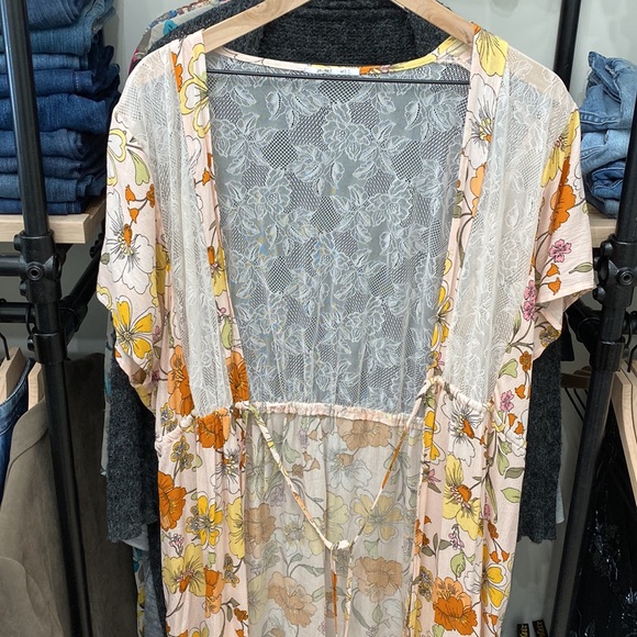 3rd MALT Maxi Floral Duster Cover Up - Picture 7 of 7